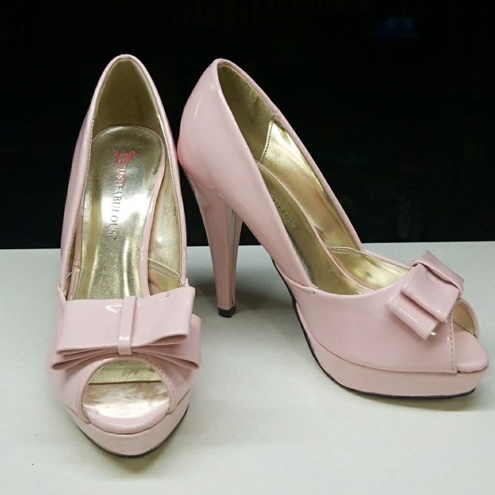 Just Fabulous Pink Peep toe Pumps